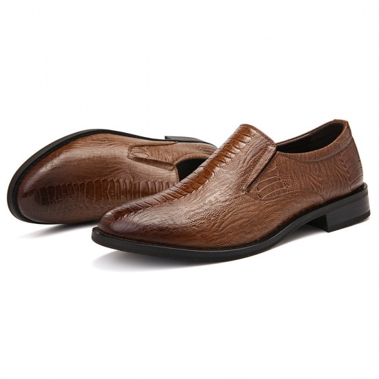 Men Stylish Crocodile Pattern Slip On Formal Dress Shoes