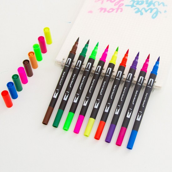 12 Colors Dual Tip Brush Pens Art Markers Set Brush and Fine Tips Colored Pens for Children Adults Artists Drawing Sketching Coloring Calligraphy Hand Lettering Journaling Planner Art Projects